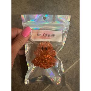 Apple Cinnamon Glitter Ghost Car Vent Freshie